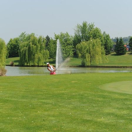 Bilocale Salice Terme Apartment Bagian luar foto