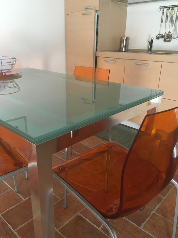 Bilocale Salice Terme Apartment Bagian luar foto