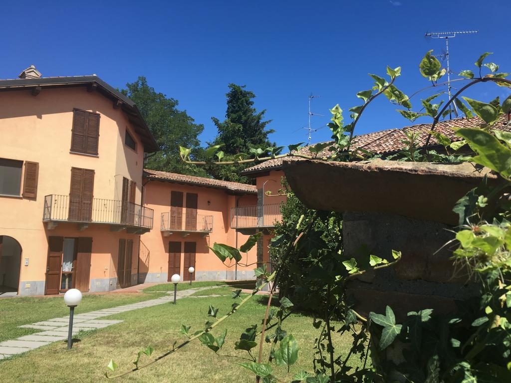 Bilocale Salice Terme Apartment Bagian luar foto