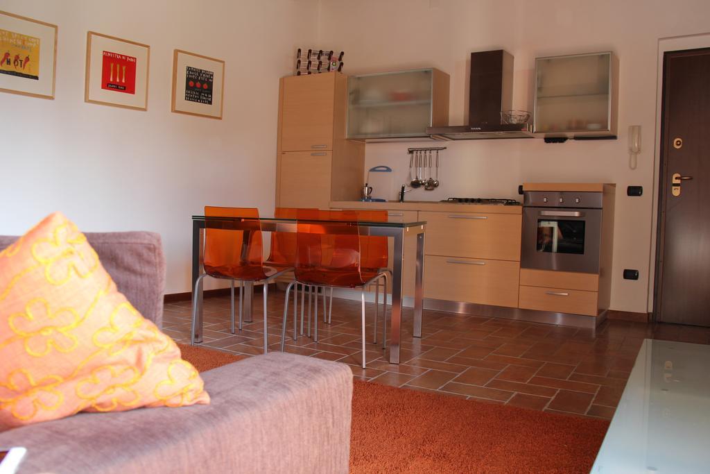 Bilocale Salice Terme Apartment Bagian luar foto